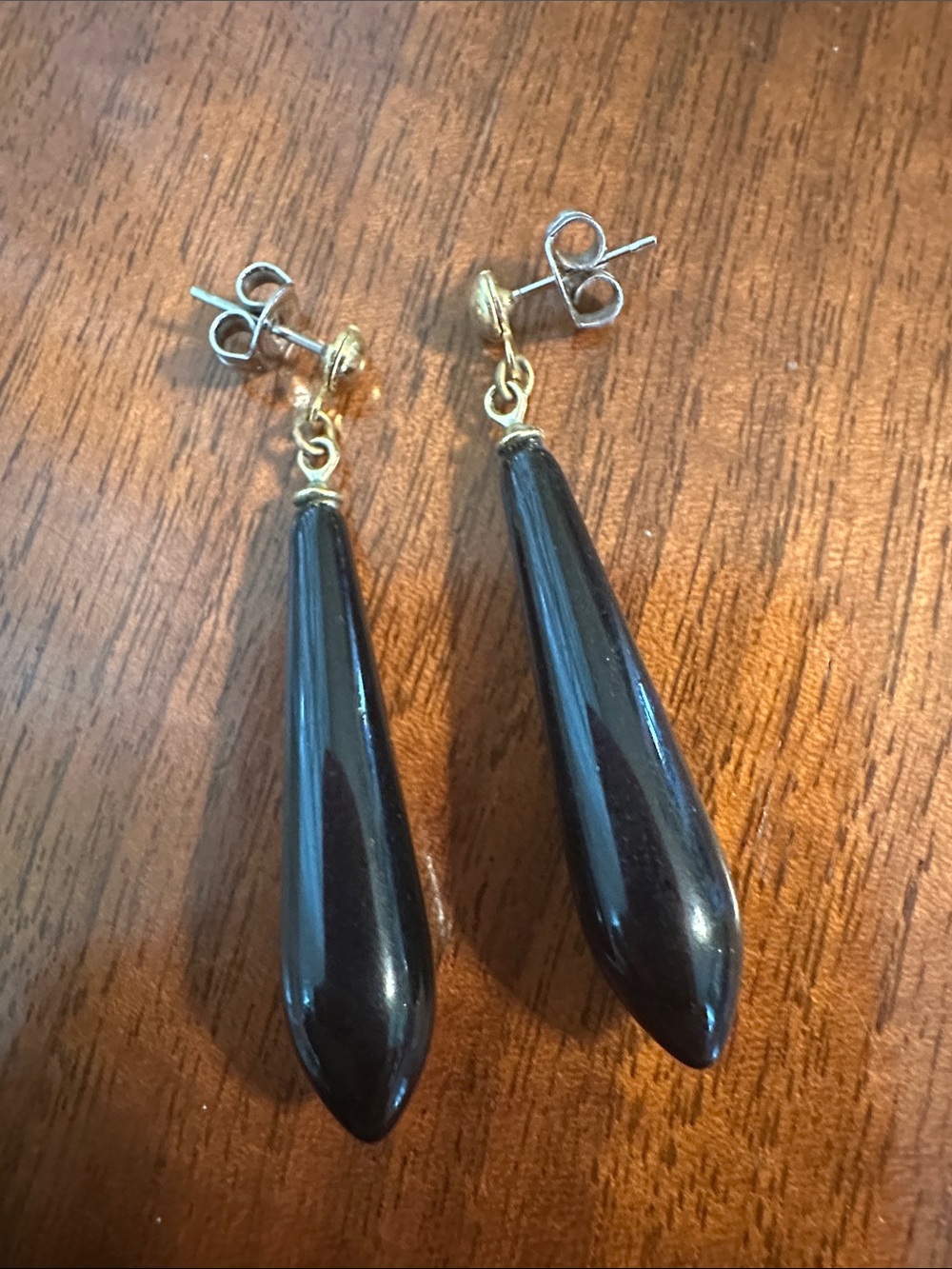 Vintage Gold Tone Accent Black Long  Teardrop Plastic Drop Post Earrings